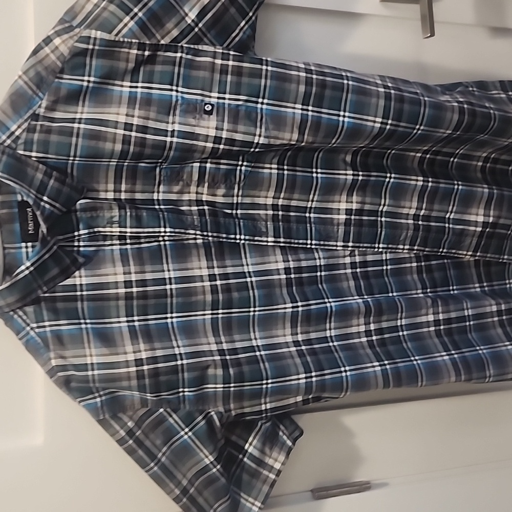 XL Marmot short sleeve